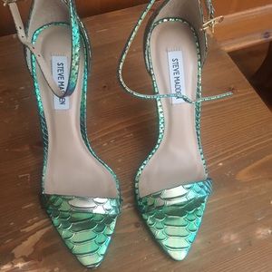 Steve Madden Sane Sandal Heels